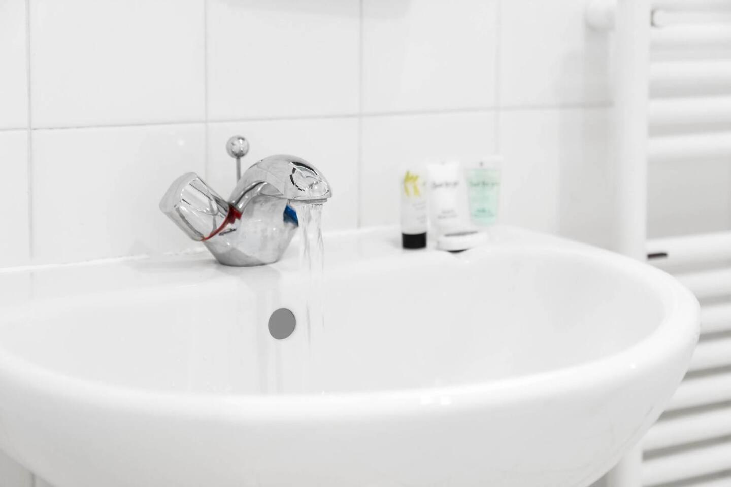 City Centre - Two Bedroom Apartment - Juliet Balcony - Secure Parking - Wifi - Smart Tv - Top Rated -33S Birmingham Eksteriør billede